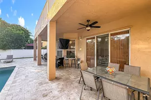 16918 SW 16th St, Hollywood, FL 33027 - Photo 2