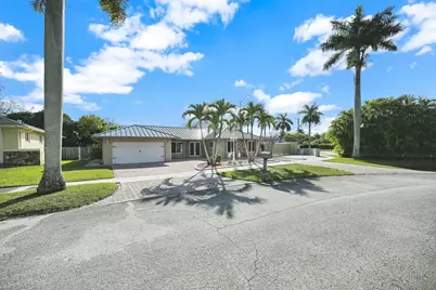 10321 SW 116th Avenue, Miami, FL 33176 - Photo 2