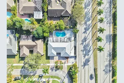 10321 SW 116th Avenue, Miami, FL 33176 - Photo 8