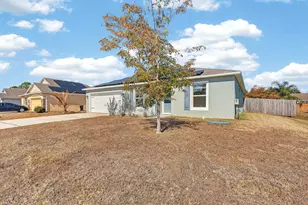 325 SW Ray Ave, Port Saint Lucie, FL 34983 - Photo 4