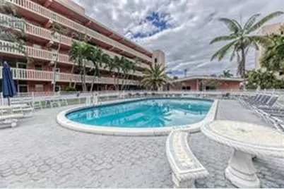 200 NE 12th Avenue #6a, Hallandale Beach, FL 33009 - Photo 1