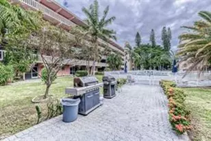 200 NE 12th Ave, Hallandale Beach, FL 33009 - Photo 20