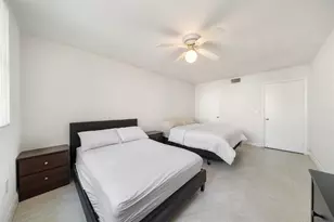 8225 Lake Dr, Doral, FL 33166 - Photo 14