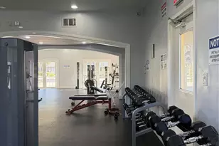 8225 Lake Dr, Doral, FL 33166 - Photo 26