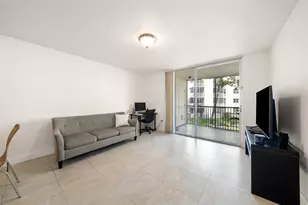 8225 Lake Dr, Doral, FL 33166 - Photo 8