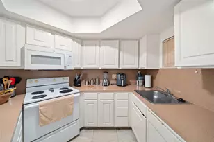 8225 Lake Dr, Doral, FL 33166 - Photo 4