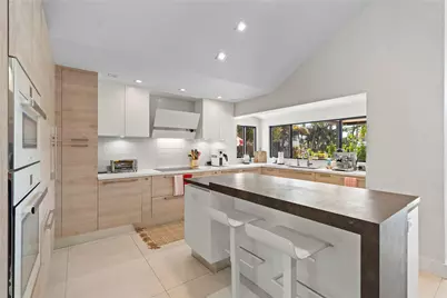 2430 NE 49th Street, Pompano Beach, FL 33064 - Photo 8