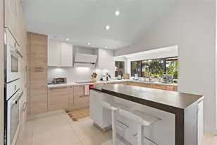 2430 NE 49th St, Pompano Beach, FL 33064 - Photo 8