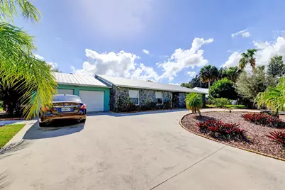 322 S Naranja Avenue, Port Saint Lucie, FL 34983 - Photo 4