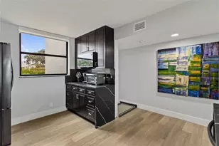 118 Lake Emerald Dr, Fort Lauderdale, FL 33309 - Photo 4