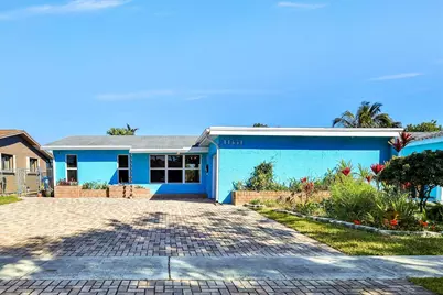 11831 NW 31st Place, Sunrise, FL 33323 - Photo 2