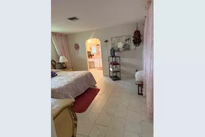 626 S Crescent Drive, Hollywood, FL 33021 - Photo 12