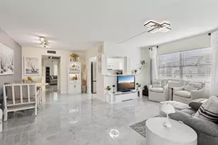 125 Oakridge J, Deerfield Beach, FL 33442 - Photo 8