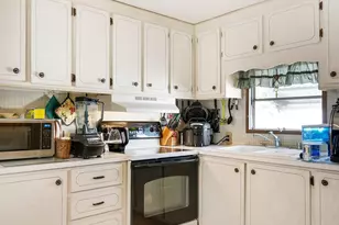 2041 SW 83rd Ave, Davie, FL 33324 - Photo 20