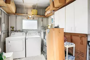 2041 SW 83rd Ave, Davie, FL 33324 - Photo 18