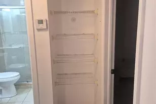 3252 Foxcroft Rd, Miramar, FL 33025 - Photo 20