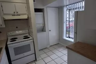 714 Gardens Dr, Pompano Beach, FL 33069 - Photo 4