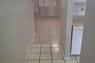 714 Gardens Dr, Pompano Beach, FL 33069 - Photo 2