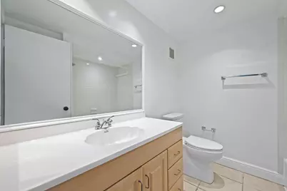 140 Lakeview Drive #103, Weston, FL 33326 - Photo 24