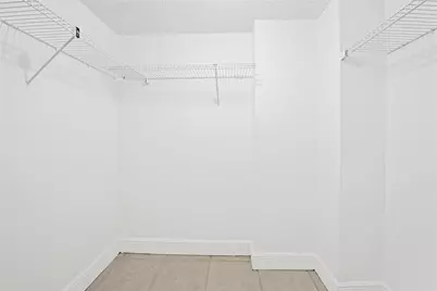 140 Lakeview Drive #103, Weston, FL 33326 - Photo 22