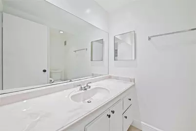 140 Lakeview Drive #103, Weston, FL 33326 - Photo 16