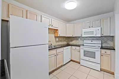 140 Lakeview Drive #103, Weston, FL 33326 - Photo 18