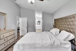 4379 Leicester Ct, West Palm Beach, FL 33409 - Photo 14