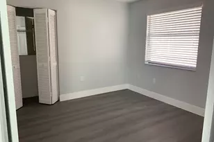 5910 Chester Ln, Davie, FL 33331 - Photo 6