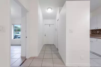 401 NE 1st Court, Hallandale Beach, FL 33009 - Photo 6