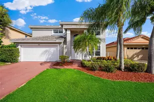 1628 S Club Dr, Wellington, FL 33414 - Photo 2