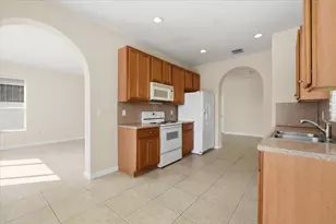 1211 NE 40th Rd, Homestead, FL 33033 - Photo 10