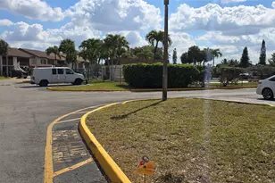 8011 Southgate Blvd, Pompano Beach, FL 33068 - Photo 4