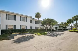 2260 NE 67th St, Fort Lauderdale, FL 33308 - Photo 14