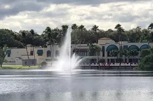 9400 Live Oak Pl, Davie, FL 33324 - Photo 18