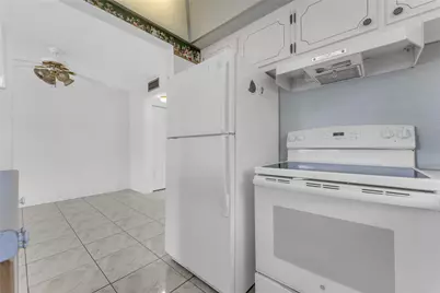 176 Westbury J #176, Deerfield Beach, FL 33442 - Photo 10