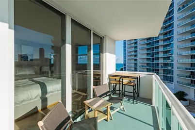 3001 S Ocean Drive #727, Hollywood, FL 33019 - Photo 8