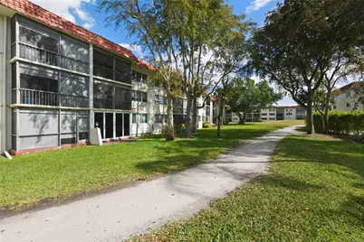 691 S Hollybrook Drive #304, Pembroke Pines, FL 33025 - Photo 22