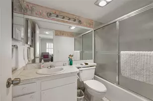 691 S Hollybrook Dr, Pembroke Pines, FL 33025 - Photo 16