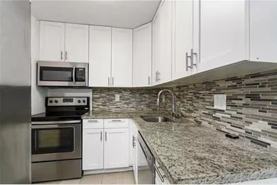 883 NE 33rd Street, Oakland Park, FL 33334 - Photo 14