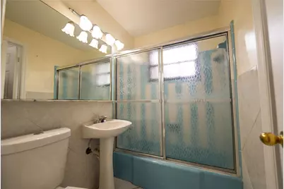 2064 E Carol Circle, West Palm Beach, FL 33415 - Photo 12