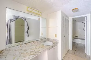 2017 NW 46th Ave, Fort Lauderdale, FL 33313 - Photo 4