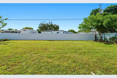 18000 NW 6th Court, Miami, FL 33169 - Photo 26
