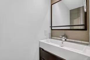 3000 NE 8th Terrace, Wilton Manors, FL 33334 - Photo 10