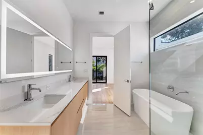 812 SE 12th Street #812, Fort Lauderdale, FL 33316 - Photo 52