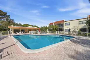 301 N Pine Island Rd, Plantation, FL 33324 - Photo 24