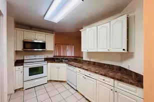 3417 NW 44th St, Lauderdale Lakes, FL 33309 - Photo 6