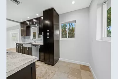 242 Lombardy Avenue, Fort Lauderdale, FL 33308 - Photo 6