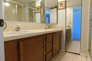 2545 Camelot Ct, Hollywood, FL 33026 - Photo 28