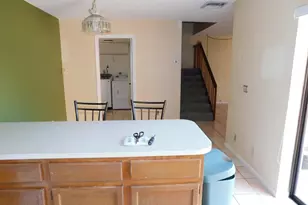 2545 Camelot Ct, Hollywood, FL 33026 - Photo 16