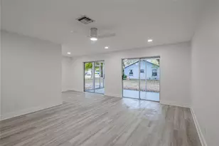 8555 24th St, Vero Beach, FL 32966 - Photo 8